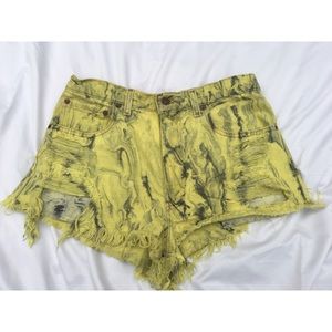 Used Levi shorts, size 33